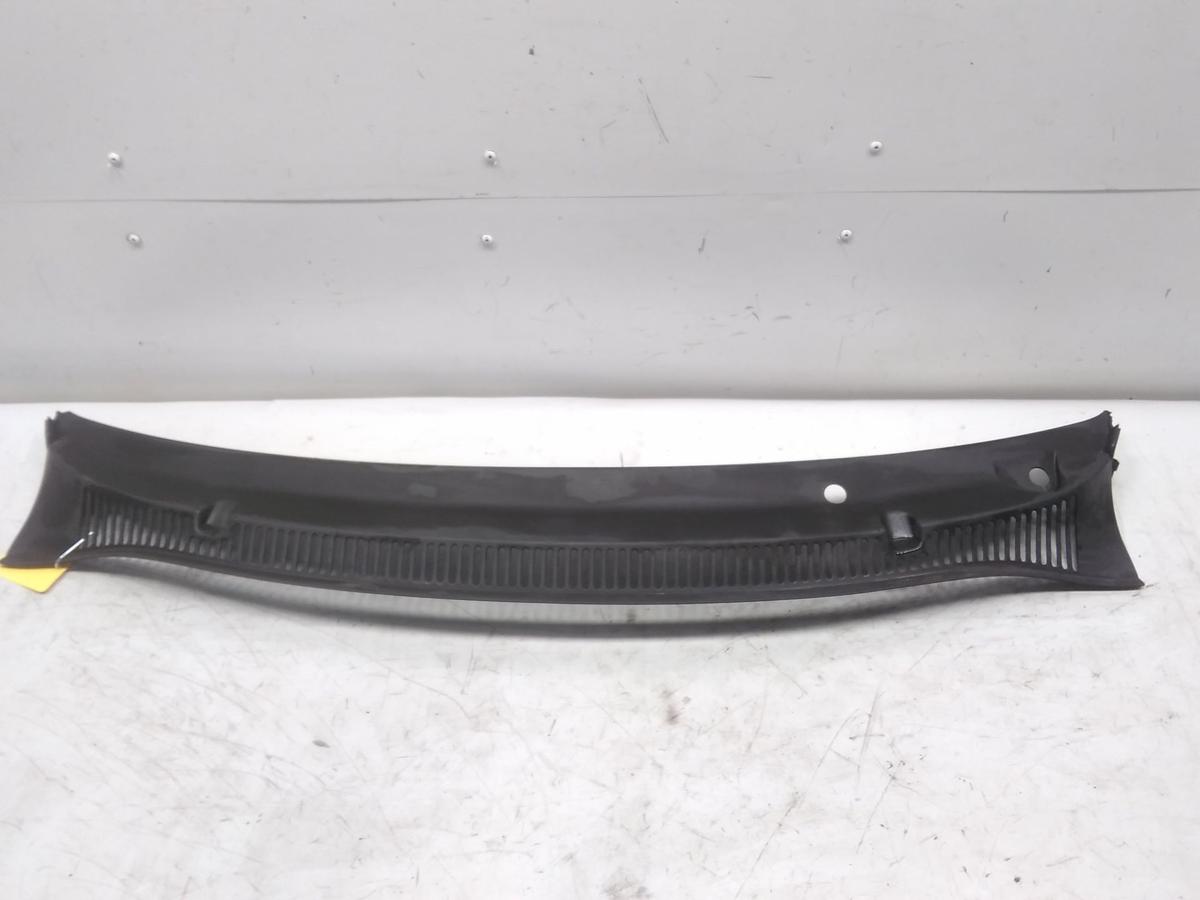 VW Fox 5Z original Windlauf Abdeckung Wasserkasten 5Z0819415 BJ2008