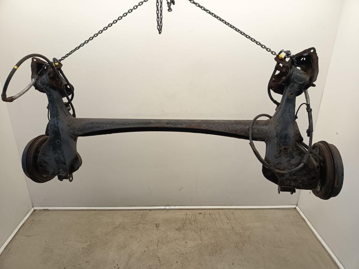 Opel Corsa D original Hinterachse Tr&auml;ger trommelgebremst 13342367 70tkm Bj 2012