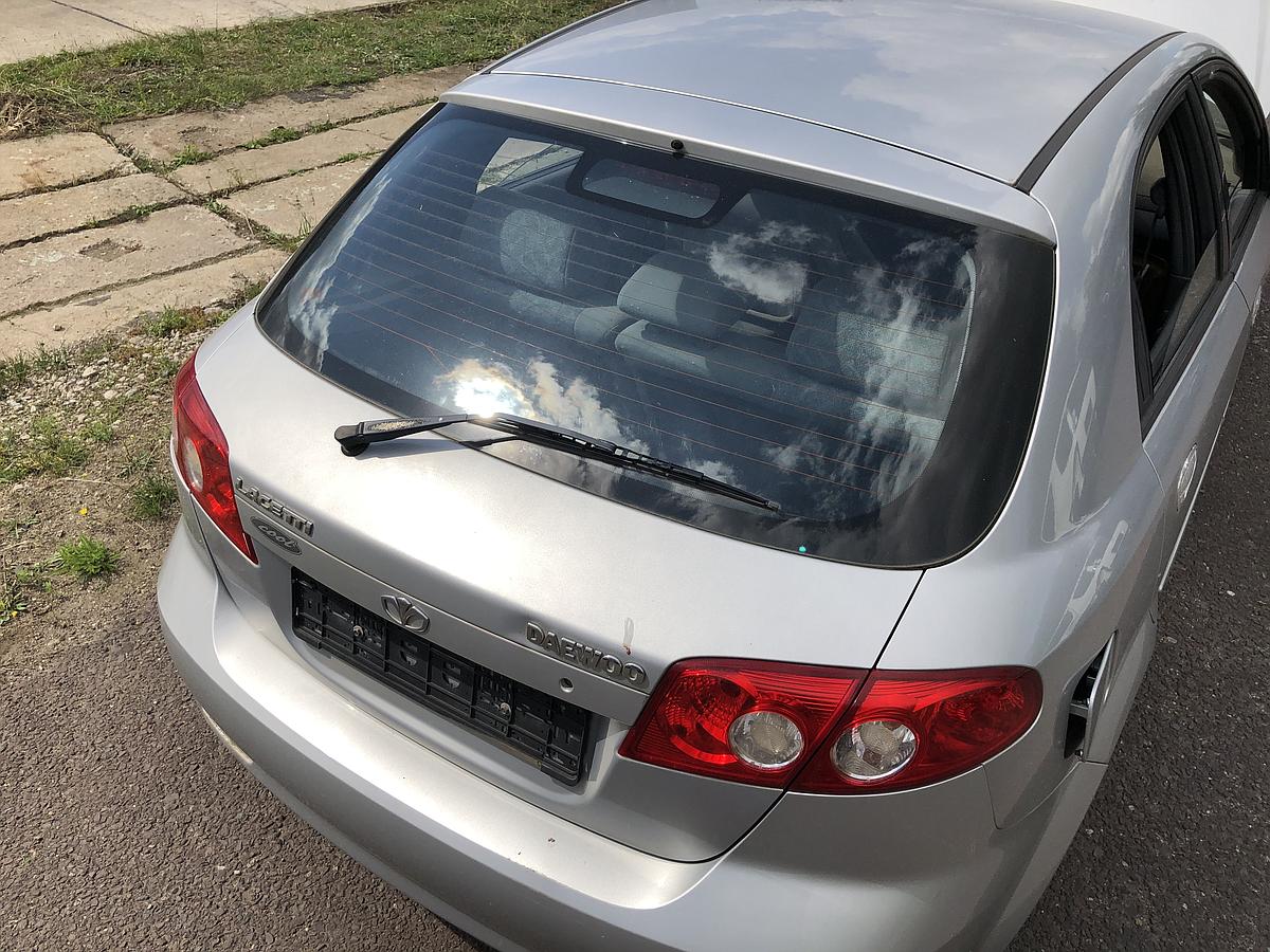 Daewoo Lacetti J200 Heckklappe mit Heckscheibe Delle 92U Poly Silver met