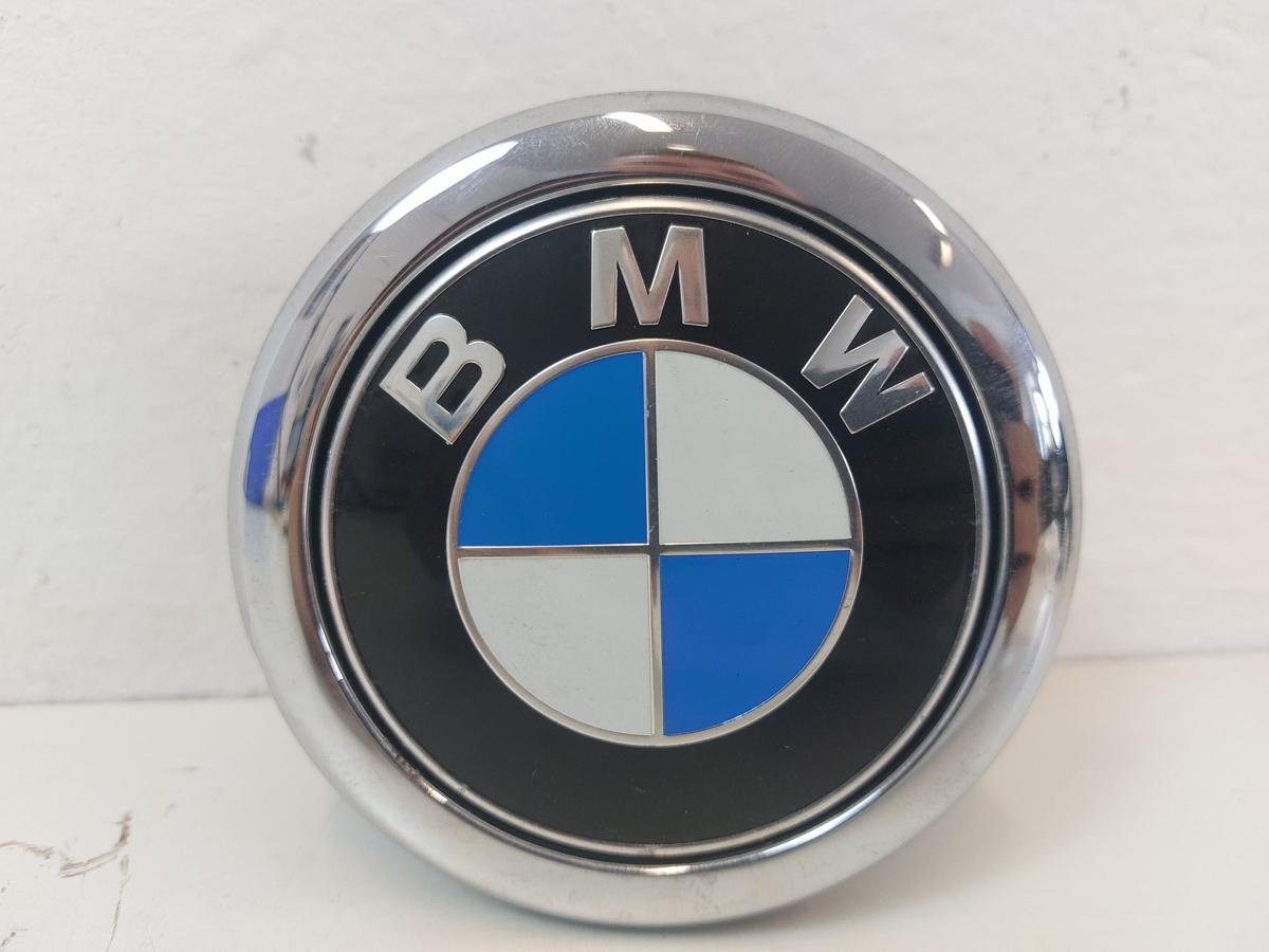 BMW 1er F21 M140i LCI Taster Heckkappe Heckklappen&ouml;ffner im BMW Logo