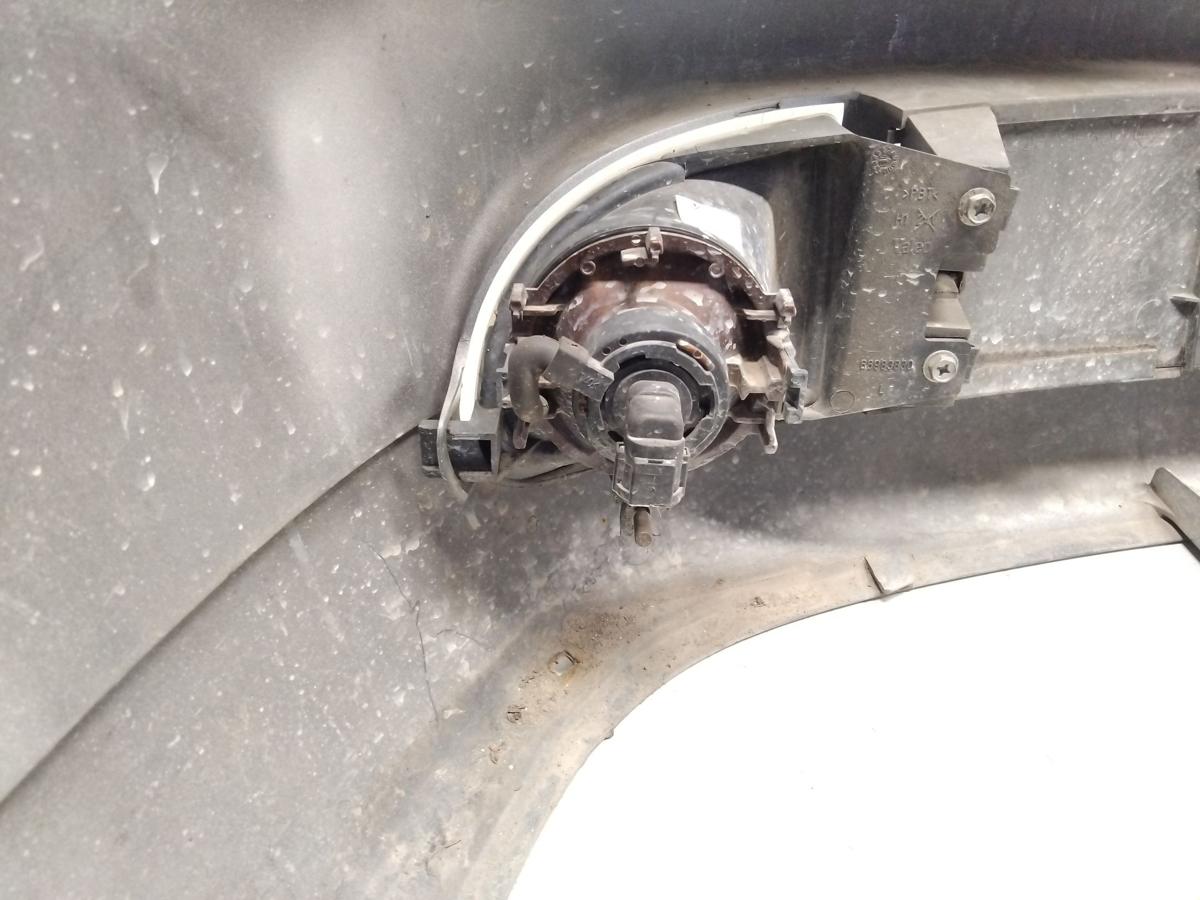 Nissan Primera P11 original Sto&szlig;f&auml;nger Sto&szlig;stange vorn KL0 silbermetallic BJ2000