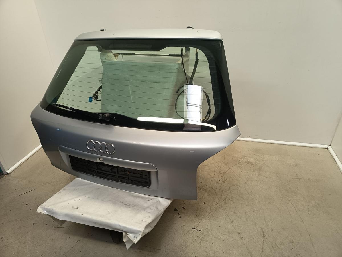 Audi A3 8L original Heckklappe mit Scheibe Y7M Aluminiumsilber Bj 2000