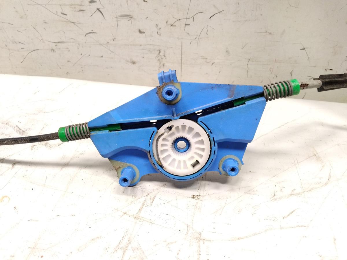 Seat Exeo ST 3R original Fensterheber vorn links elektrisch ohne Motor BJ2011