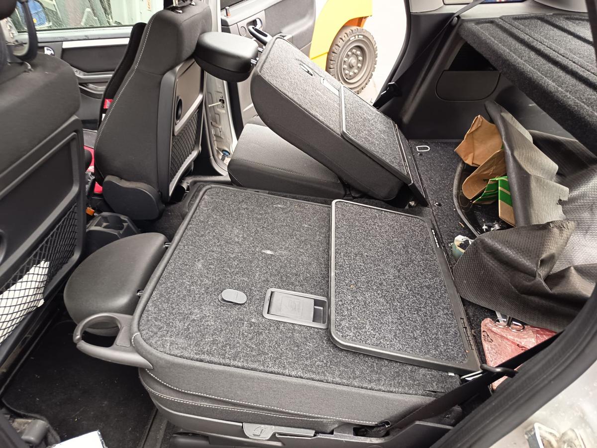Opel Meriva A original R&uuml;cksitzbank komplett Stoff anthrazit mit Muster Bj 2010