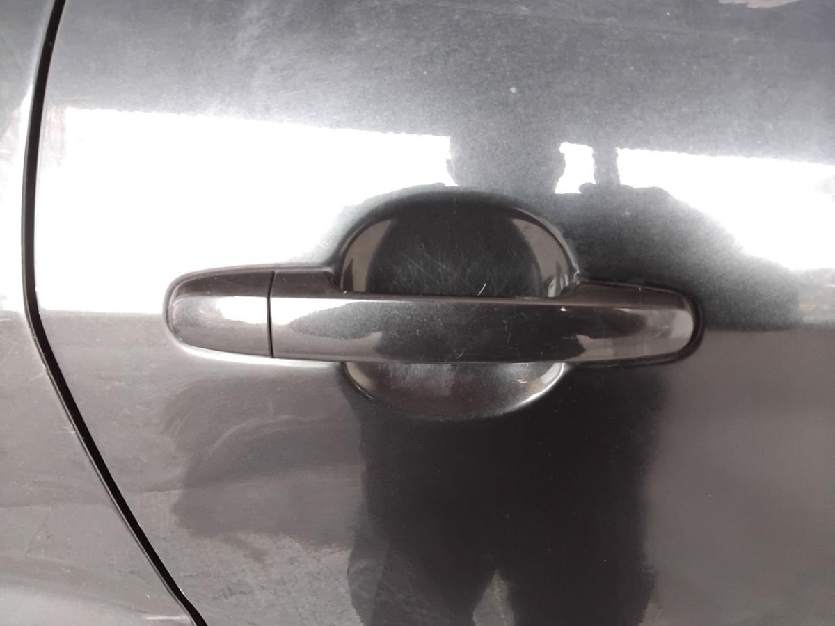 Toyota Corolla Verso II AUR10 Tür hinten rechts BJ2006 209 night sky black perleffekt