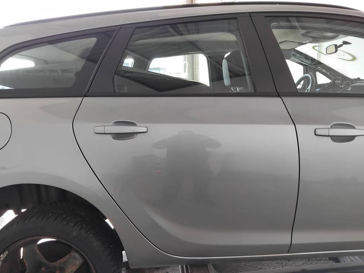 Opel Astra J Sports Tourer T&uuml;r hinten rechts Silberseemetallic Z179 BJ2015 Kombi