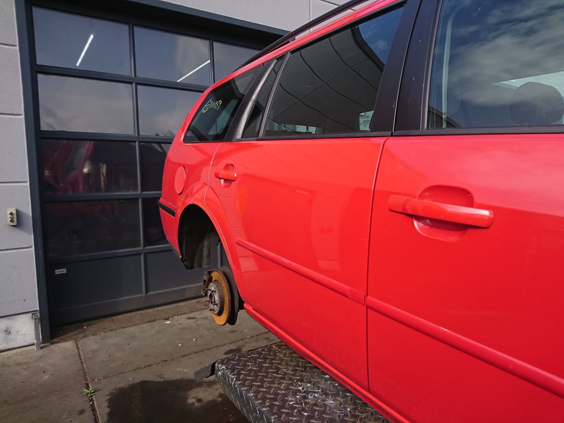 Ford Mondeo III Turnier orig Tür hinten rechts Coloradorot Bj 2006