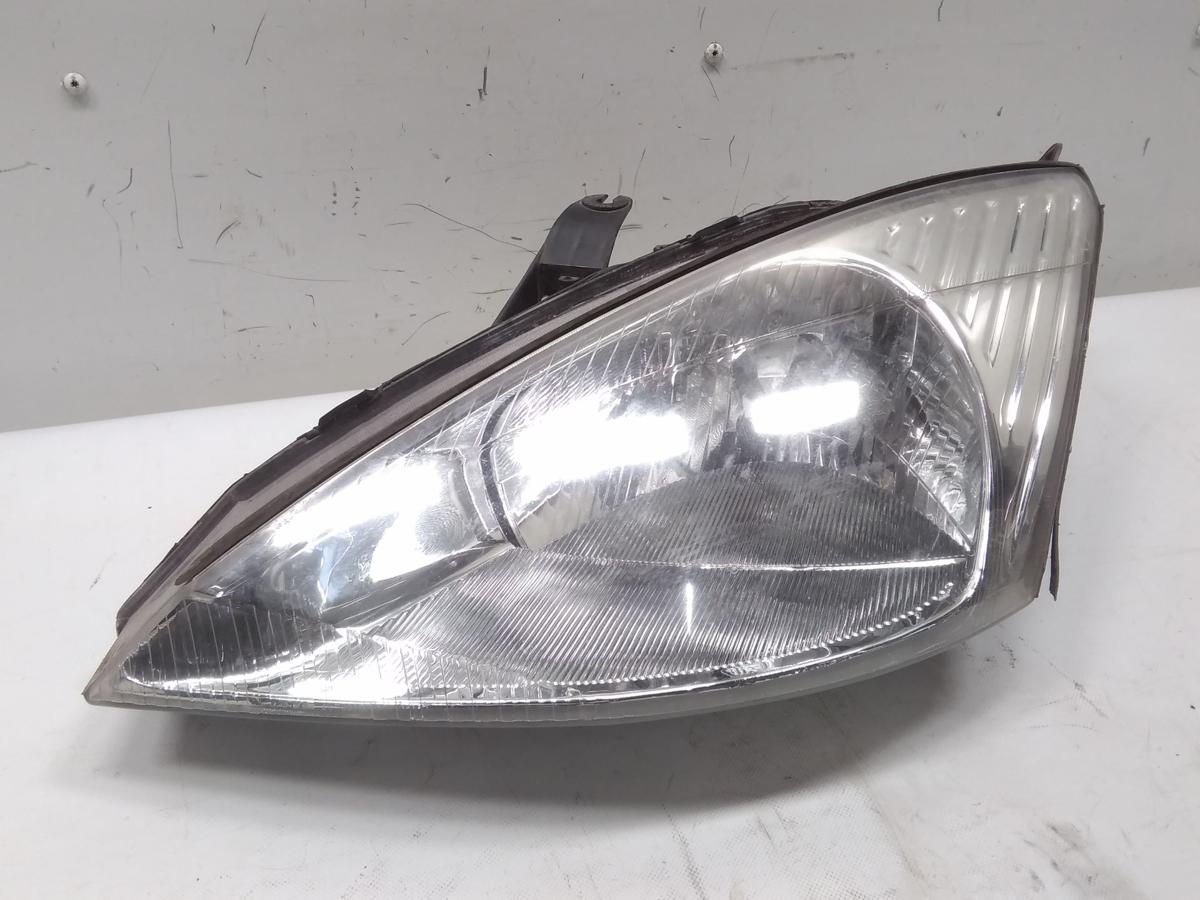 Ford Focus 1 Scheinwerfer vorn links Halogen mit LWR BJ2000