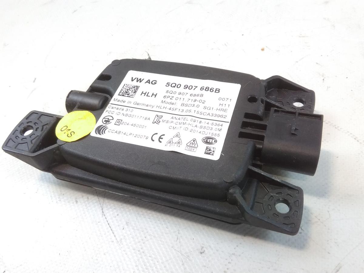 Seat Alhambra 7N original Totwinkelsensor hinten rechts 5Q0907686B Bj.2015