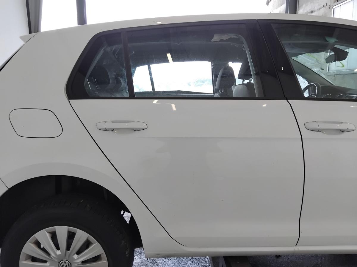 VW Golf 7 T&uuml;r hinten rechts LC9A pure white 5-t&uuml;rig Flie&szlig;heck BJ2019