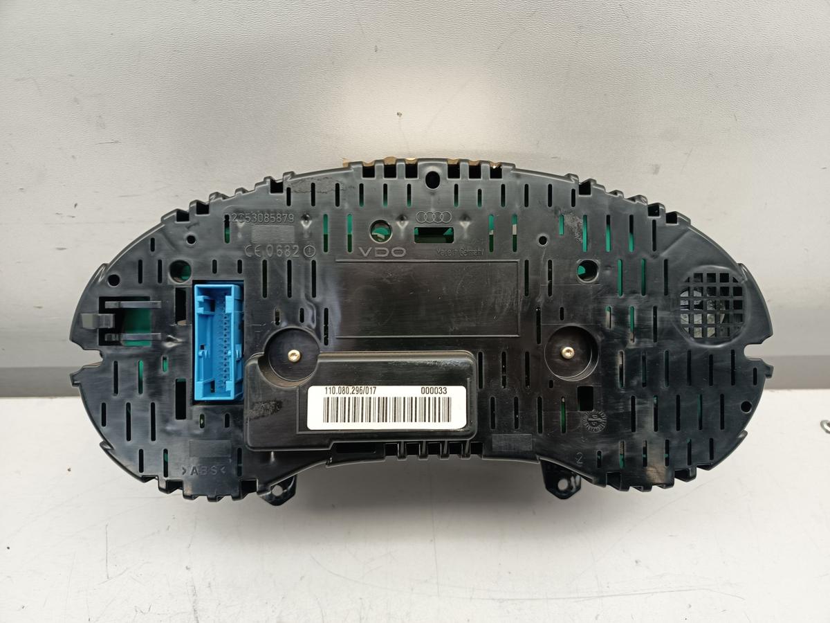 Audi A3 8P original Kombiinstrument Tacho 8P0920900M Bj 2005