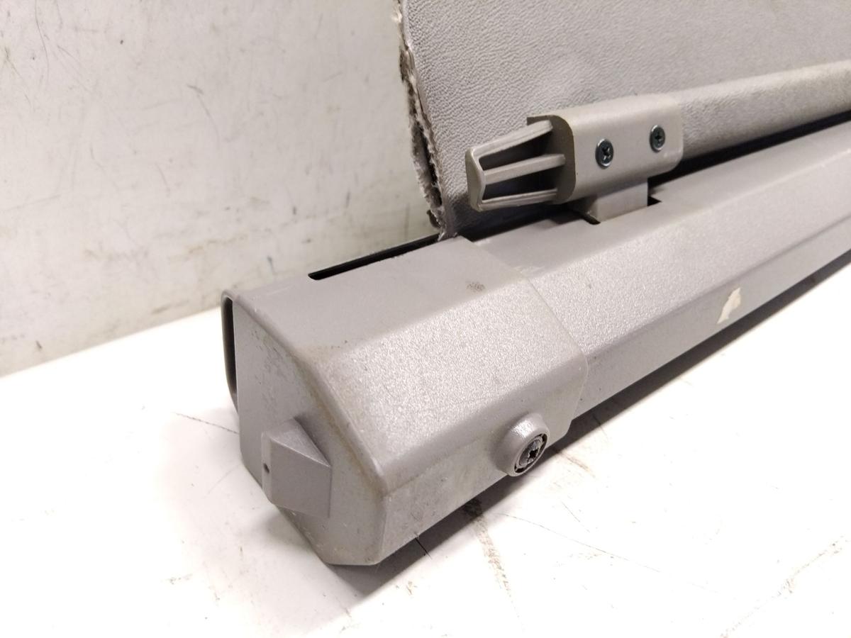 Nissan Primera P11 Kombi original Laderaumrollo hellgrau BJ2000