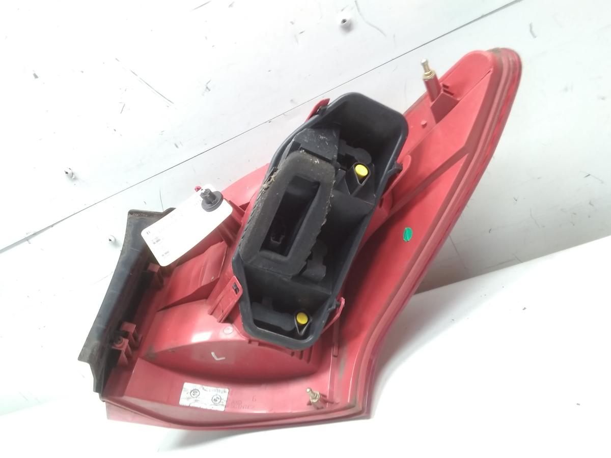 Peugeot 407 SW Kombi original R&uuml;ckleuchte Heckleuchte links Bj.2006