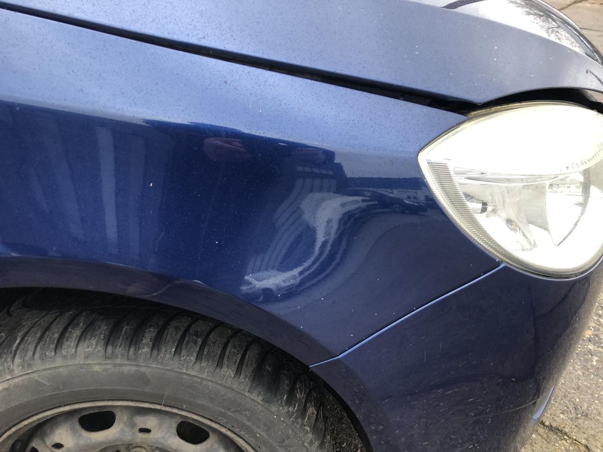 Skoda Fabia 2 Typ 5J Kotfl&uuml;gel vorn rechts Beifahrerseite LF5Q Storm Blau 06-14