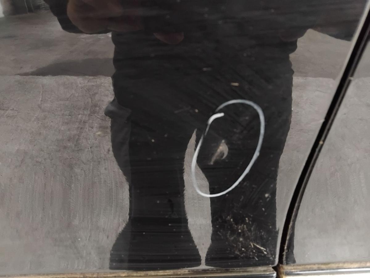 Mercedes E-Klasse 211 Tür vorn links Fahrertür schwarz uni 040 BJ2004 Mercedes E-Klasse 211 Tür vorn links Fahrertür schwarz uni 040 BJ2004