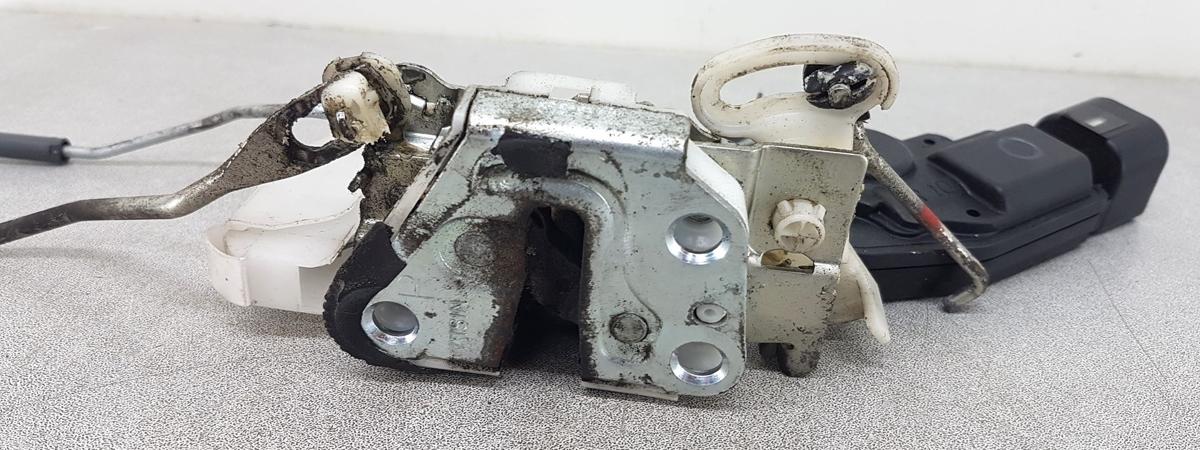 Toyota Aygo Türschloss vorn rechts Bj2006 für ZV 2 Pins 3 Türig