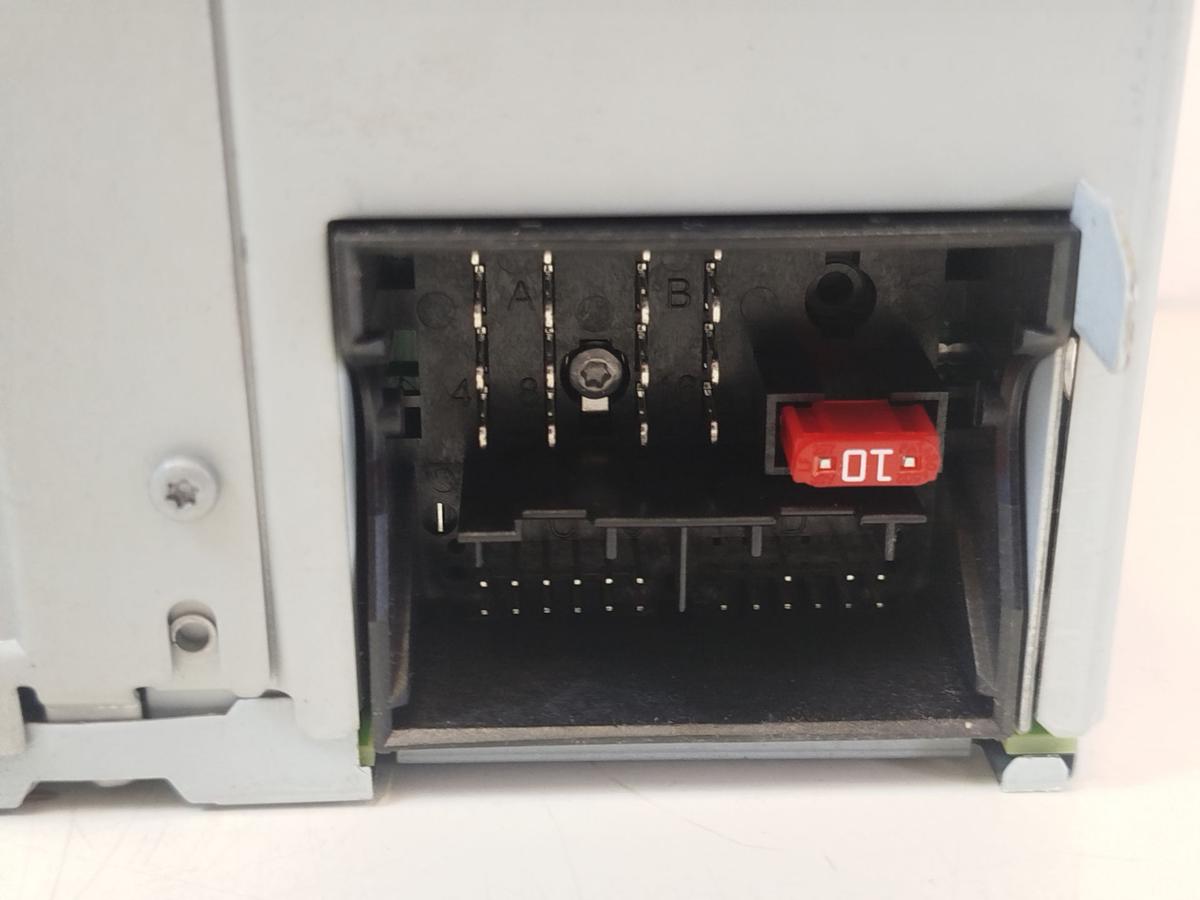 VW Polo 6R Radio Autoradio RCD310 Radioeinheit kein Code vorhanden