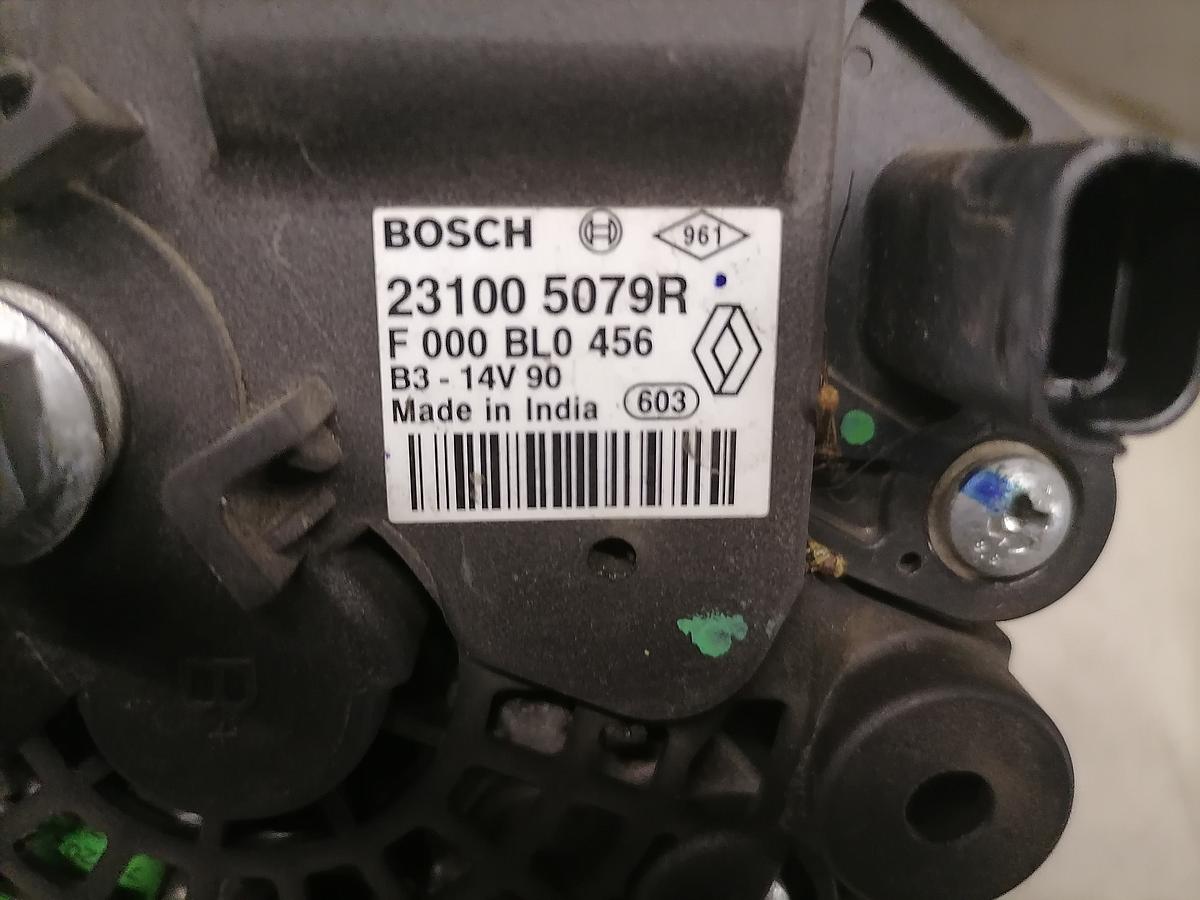 Daca Sandero 2 BJ13 Lichtmaschine Generator 0.9 66KW 231005079R Bosch