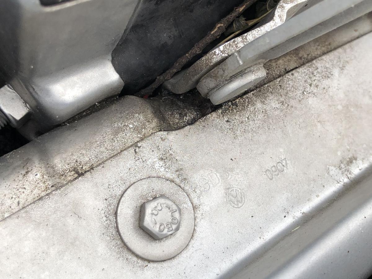 VW Touran 1T 1T2 GP Kotfl&uuml;gel vorn rechts Beifahrerseite ab 2006 LA7W silber OE