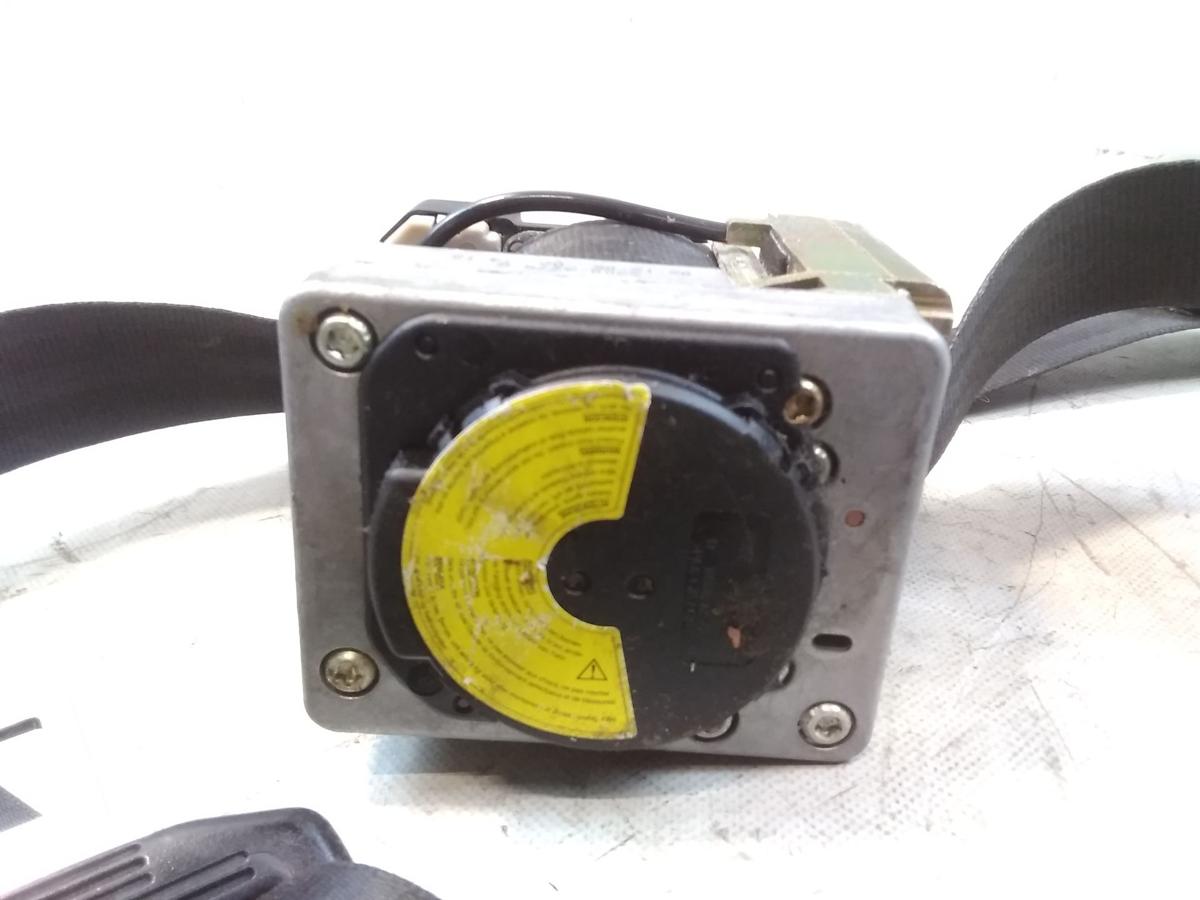 Skoda Fabia 1 6Y original Sicherheitsgurt vorn links schwarz unfallfrei BJ2005