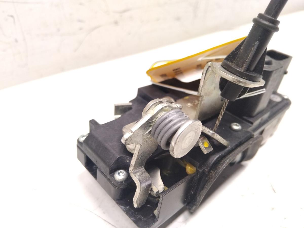 Tesla Model S original T&uuml;rschlo&szlig; vorn rechts mit ZV 600891200C BJ2014