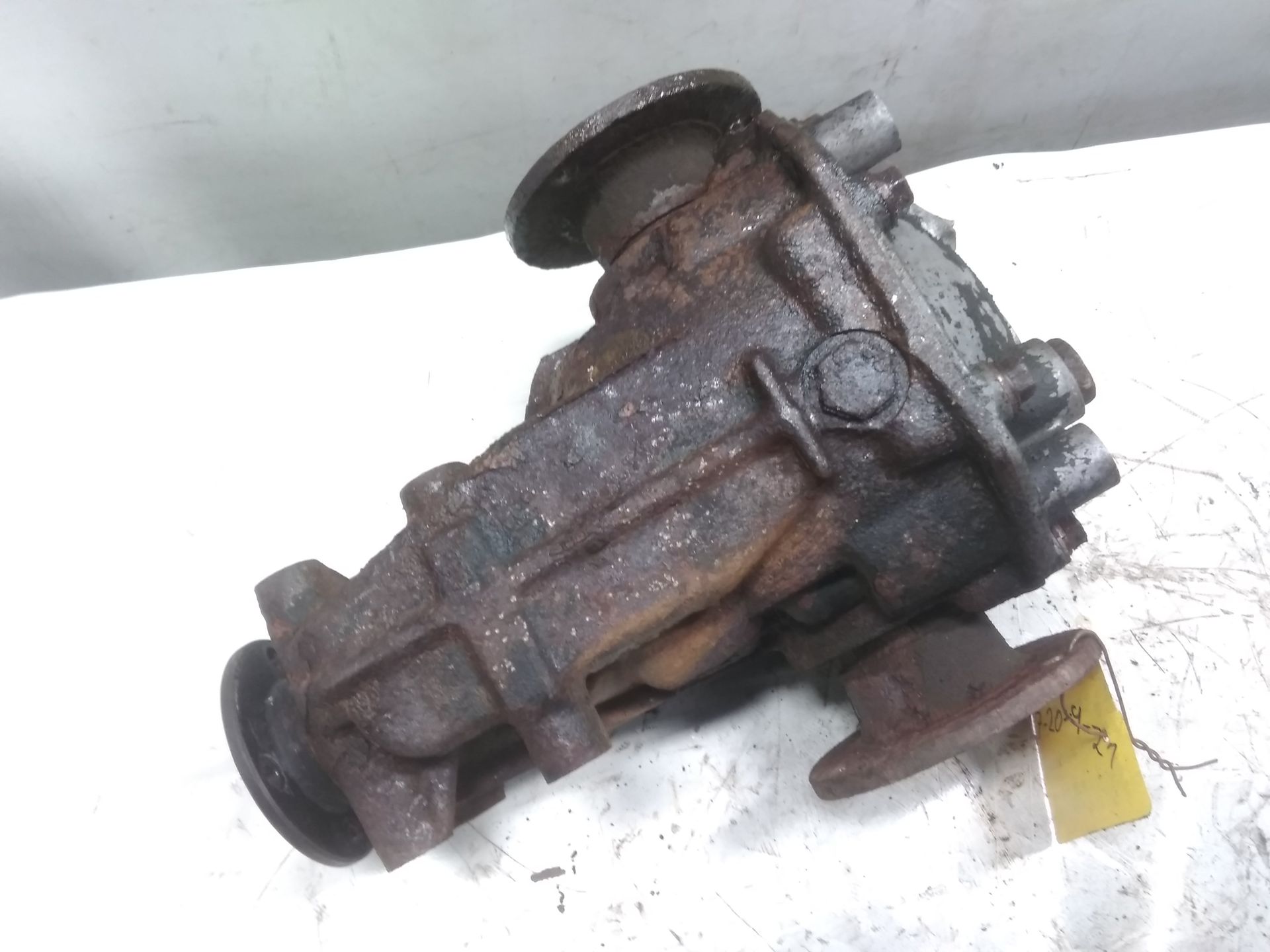 Mitsubishi Space Wagon Differential Hinterachse BJ1998