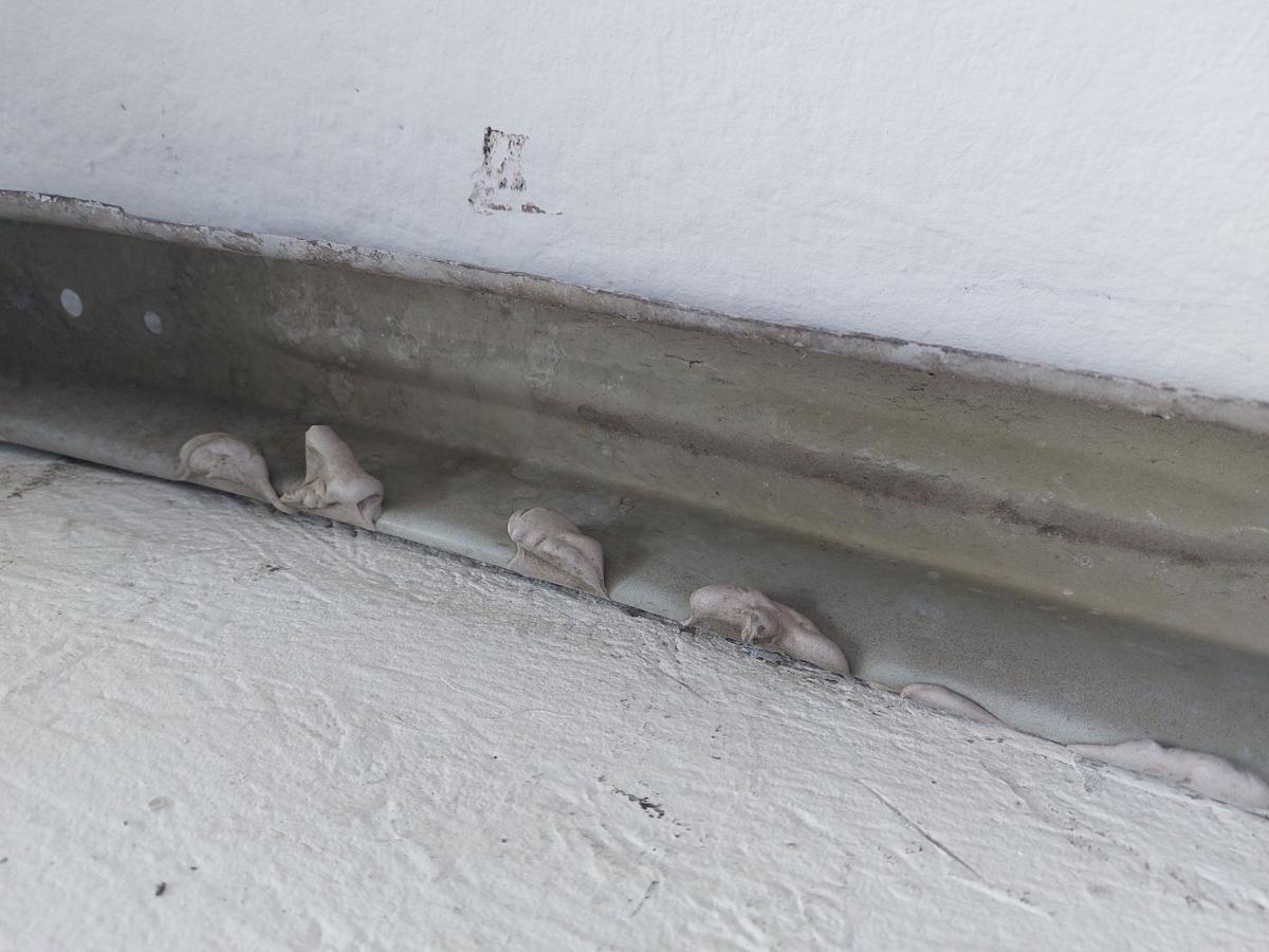 Citroen C3 III SX ab17 Tr&auml;ger Sto&szlig;f&auml;nger hinten Pralltr&auml;ger Pralld&auml;mpfer Heck