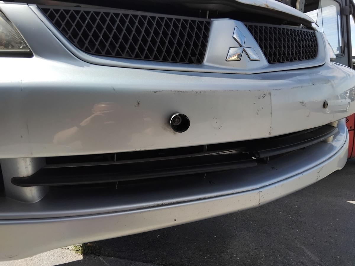 Mitsubishi Lancer Kombi CS0 original Stoßfänger Stoßstange vorn BJ2007 A31B Cool Silver
