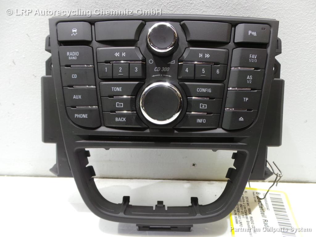 Opel Astra (J) Kombi BJ 2014 Radio Bedienteil Bedienung 13360090 28299886