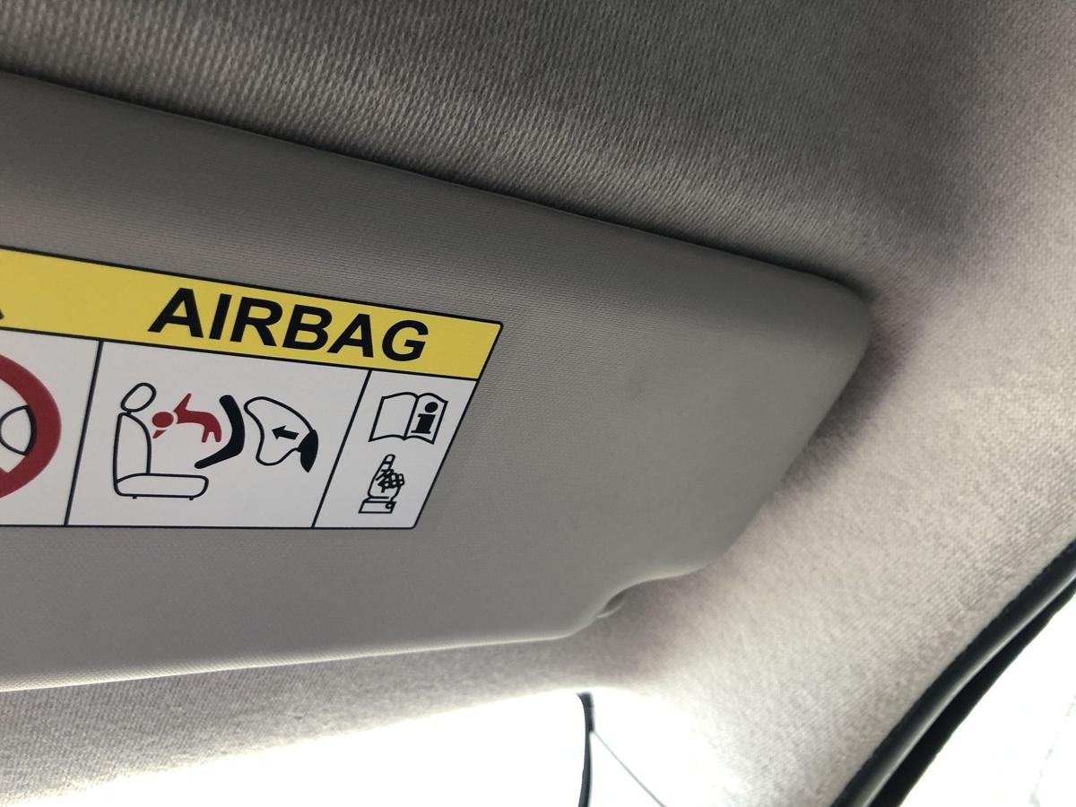 Citroen C3 III SX ab17 Sonnenblende vorn rechts mit Spiegel Beifahrerseite