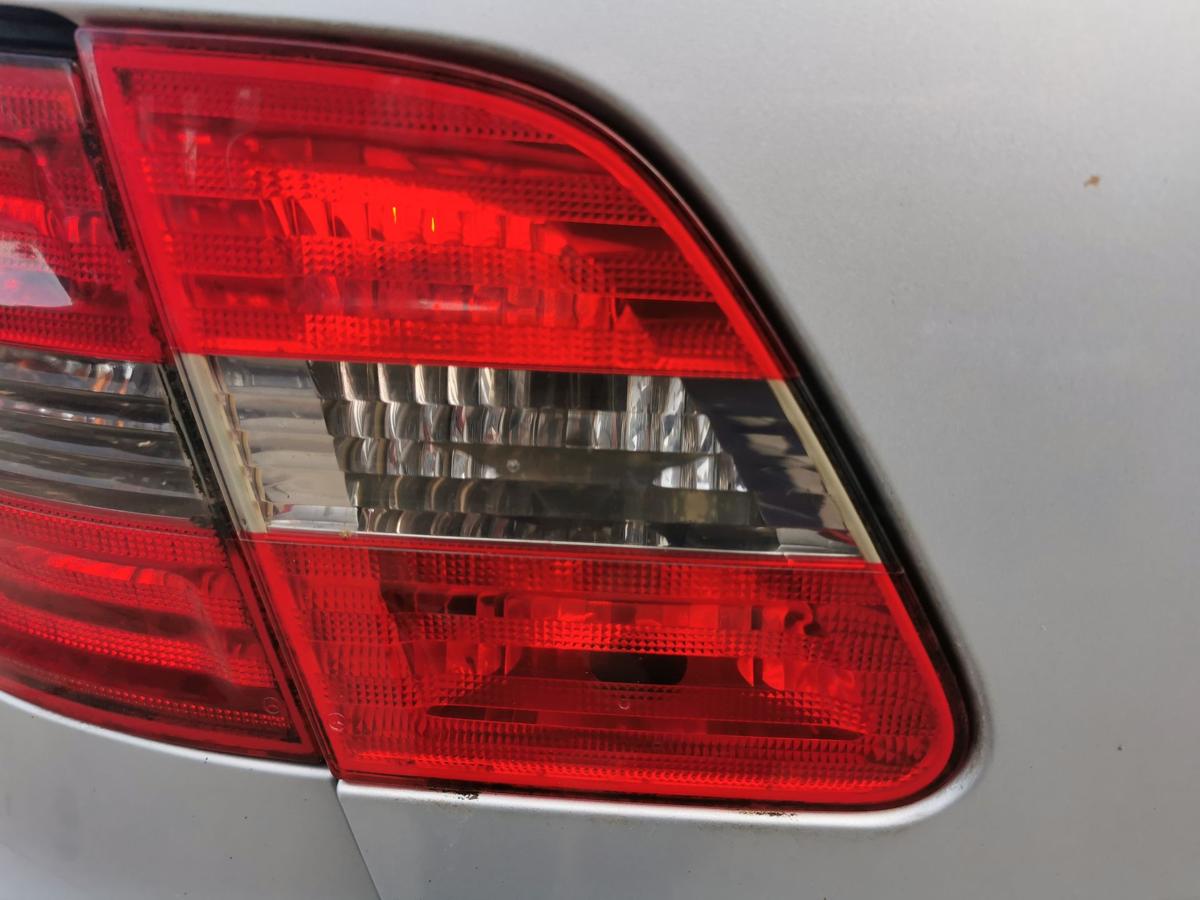 Mercedes B Klasse 245 Rückleuchte Schlussleuchte Rücklicht hinten innen links