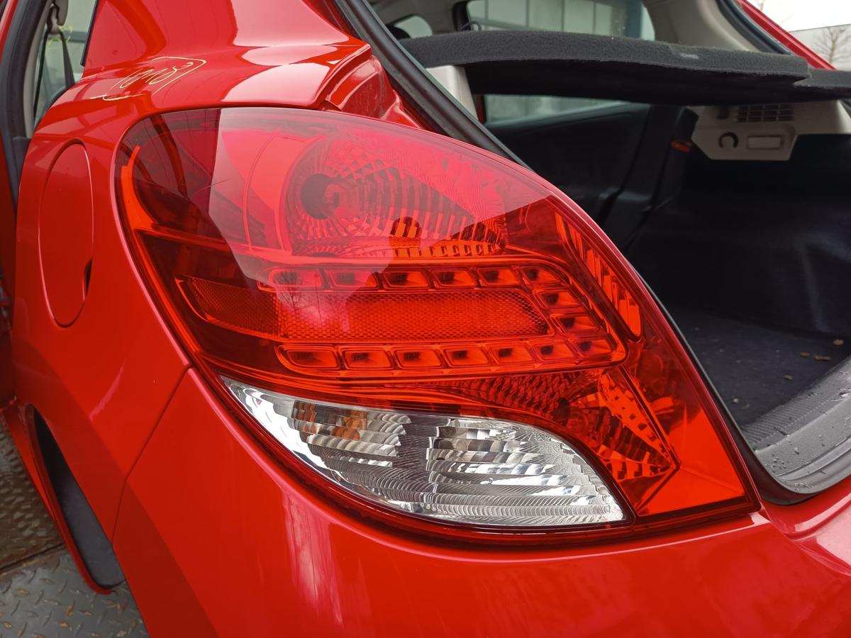 Peugeot 207 original R&uuml;ckleuchte links Heck Schluss Licht Bj 2010