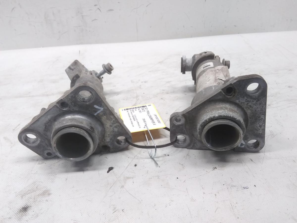 Audi A4 8E B6 original Satz Pralldämpfer Halter Stoßfänger vorn 8E0807133 BJ2001