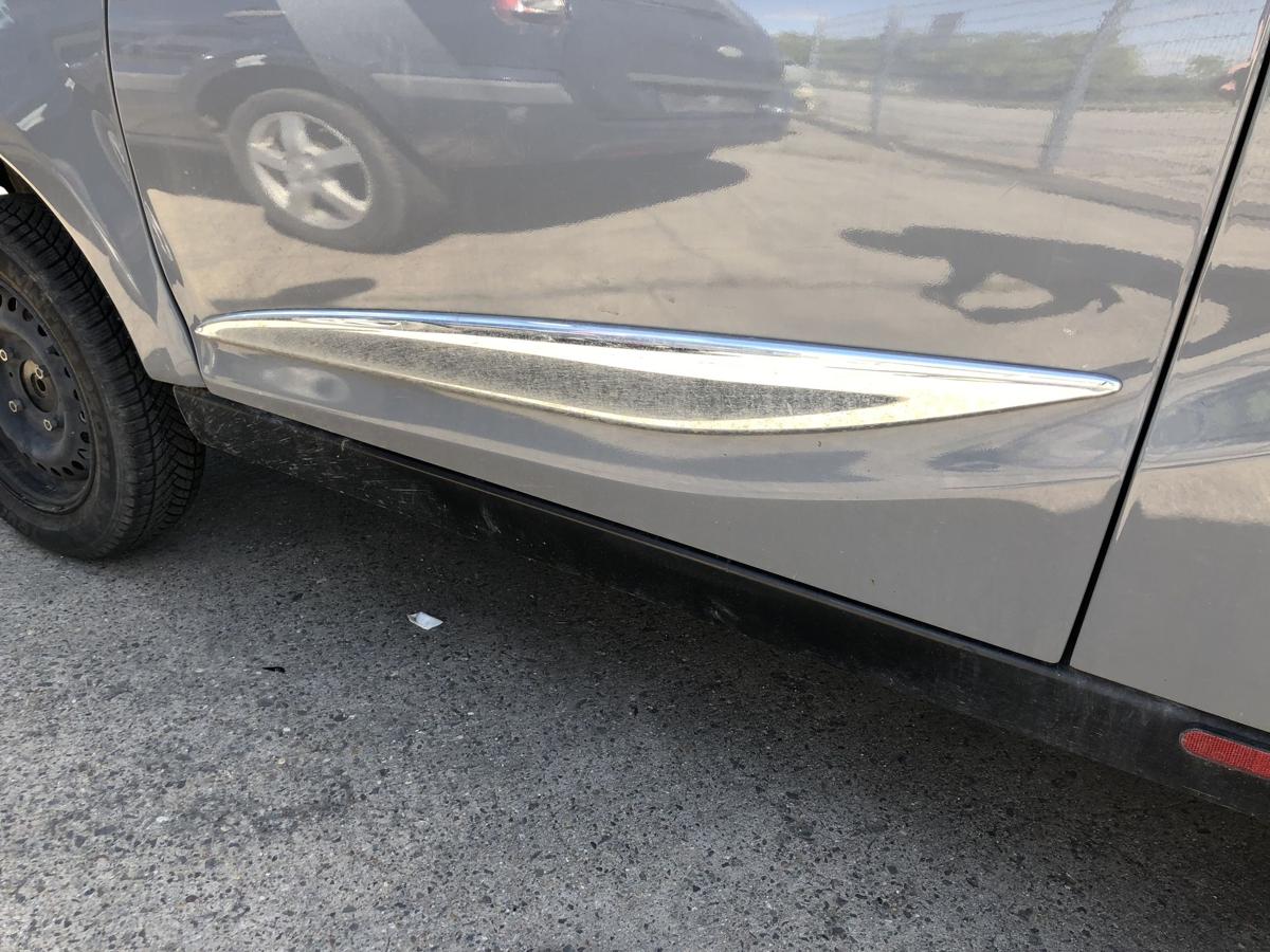 Aixam Minauto Access Modell 2021 Tür vorn links Fahrertür mit Scheibe elektrisch