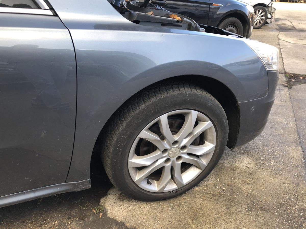 Peugeot 508 ND NE bis14 Kotfl&uuml;gel vorn rechts Beifahrerseite KTH grau Rost