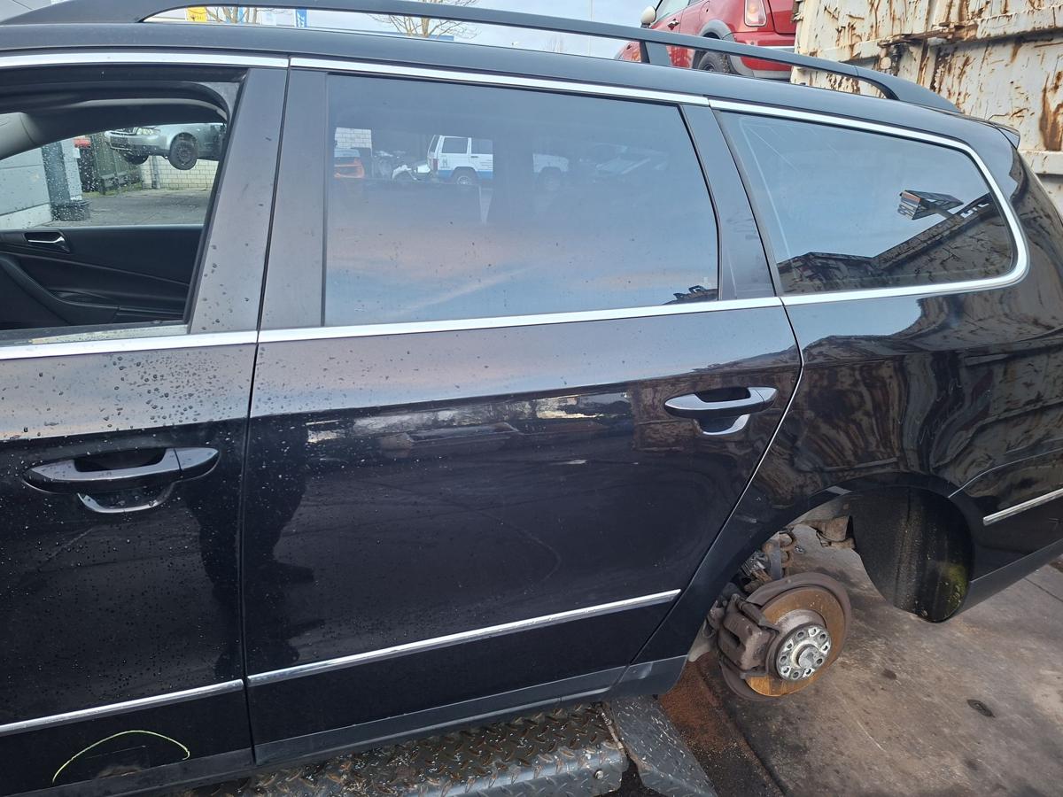 VW Passat 3C Variant original T&uuml;r hinten links ROH 041 brillantschwarz