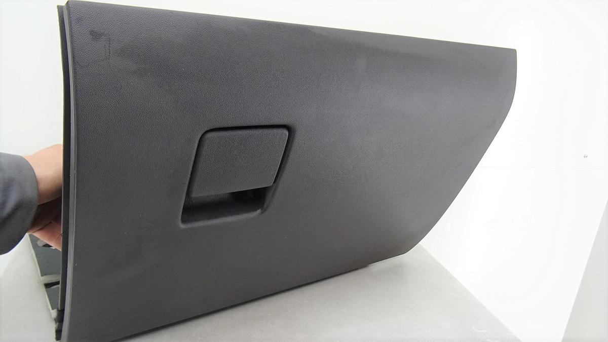 Opel Vectra C Handschuhfach in schwarz Bj2007 13230453