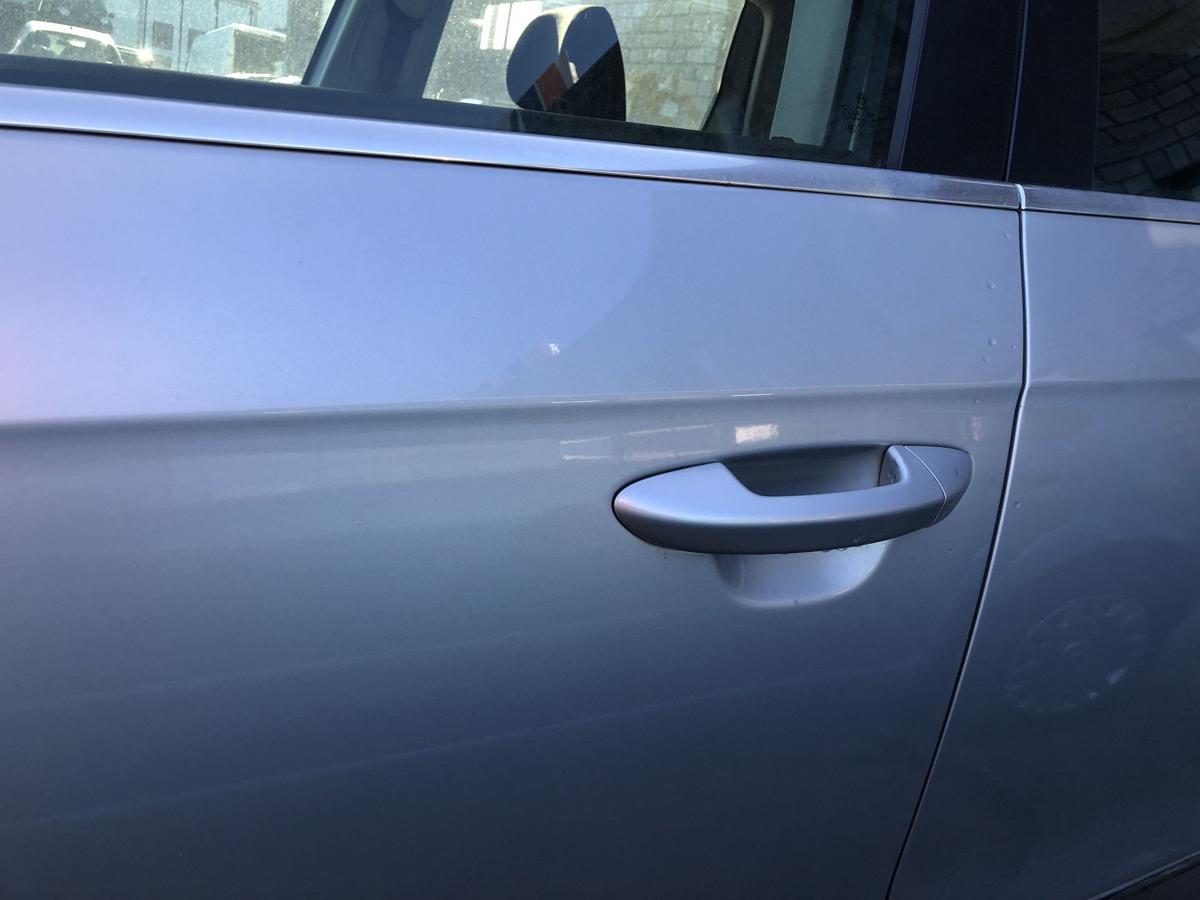 VW Passat 3C B6 T&uuml;r vorn links Fahrert&uuml;r im Rohbau LA7W Reflexsilber Metallic