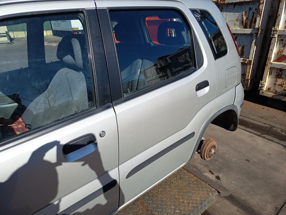 Suzuki Ignis I original T&uuml;r hinten links Fond Fahrerseite Z2S Silber Bj 2001