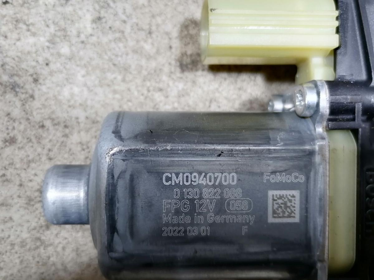 Ford Kuga 3 original Fensterhebermotor vorn links Bj.2022 Ford Kuga 3 original Fensterhebermotor vorn links Bj.2022