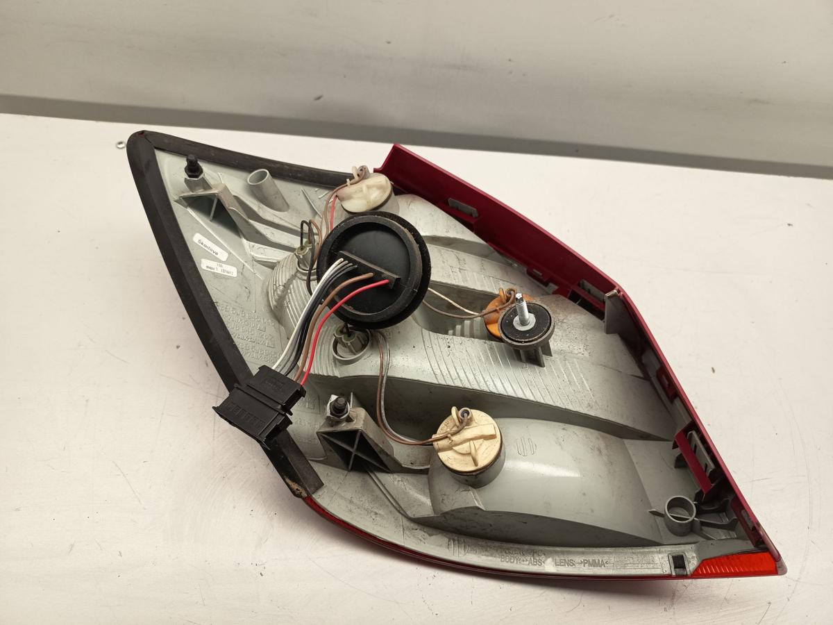 Skoda Fabia II 5J ab 2010 original Rück-Schluss-Heckleuchte rechts Beifahrer