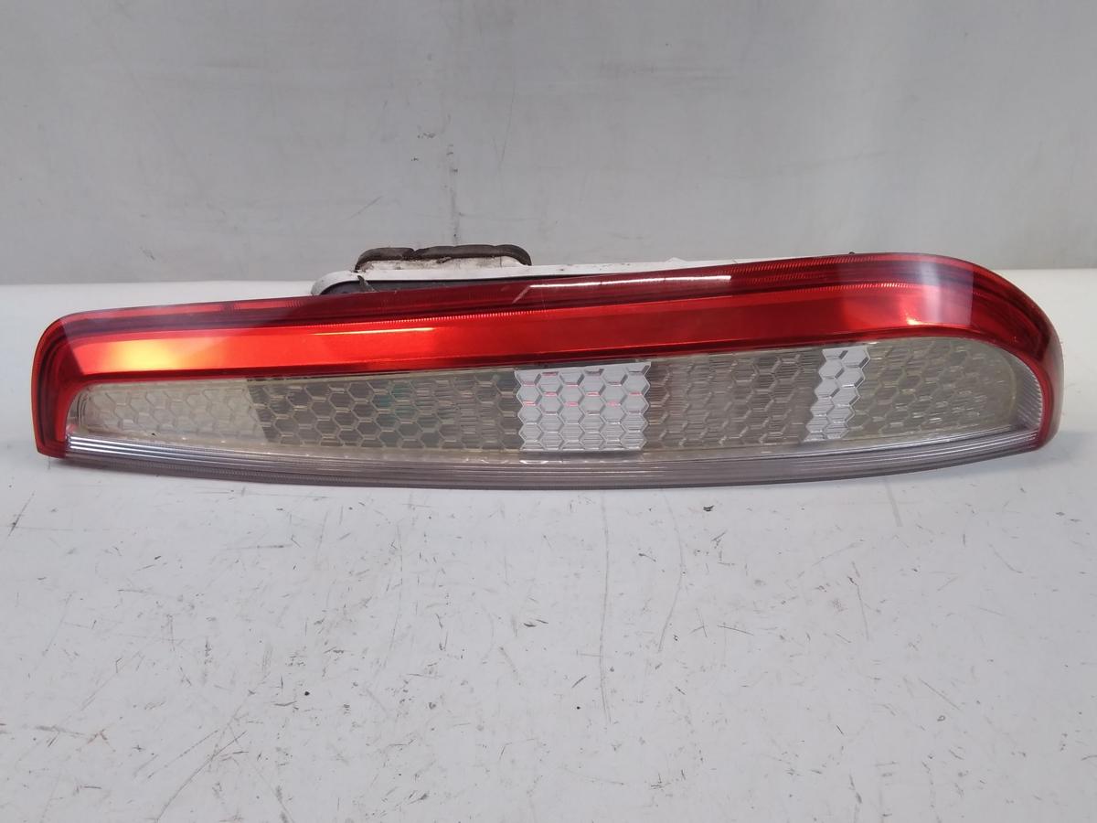 Ford Focus 2 Kombi Facelift original Rückleuchte Heckleuchte rechts Bj.2010