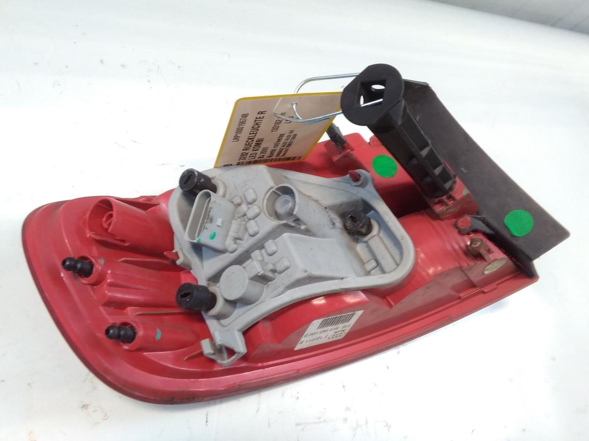 Audi A4 8K B8 Avant original R&uuml;ckleuchte Heckleuchte rechts LED Bj.2009