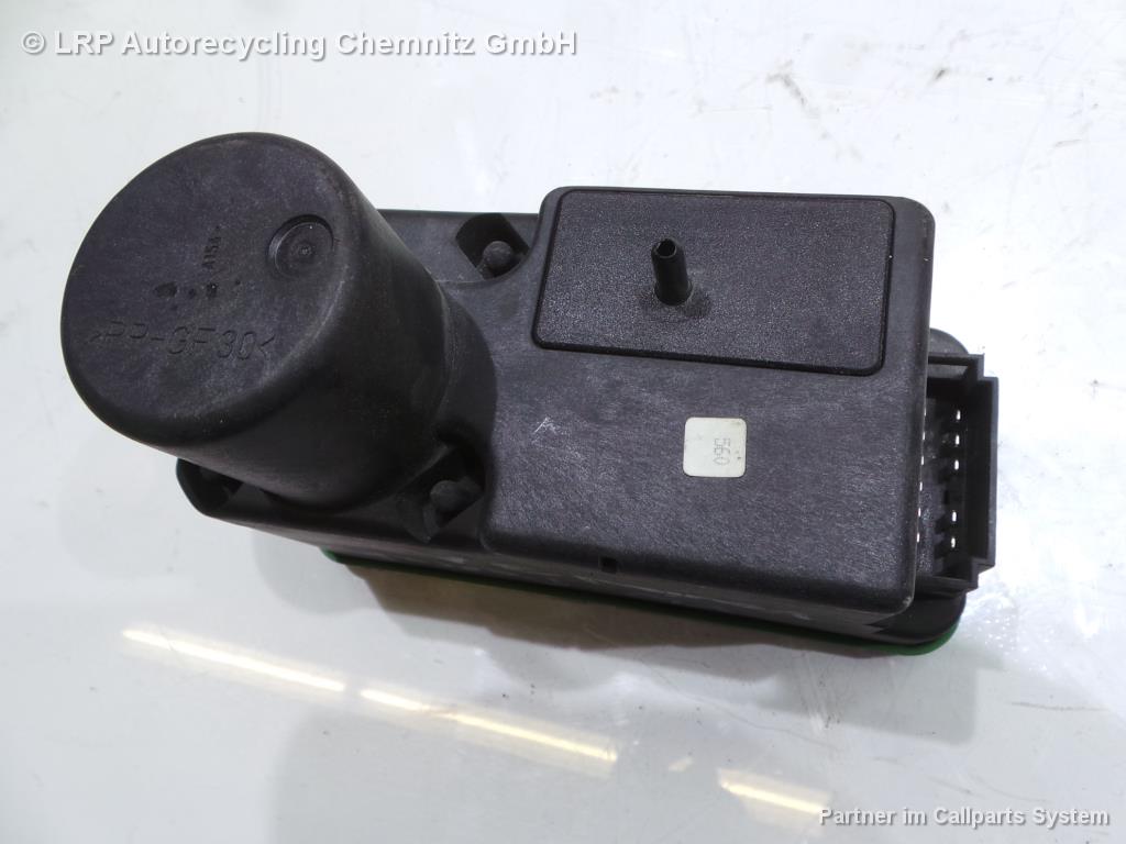 VW Golf 3 III BJ 1994 ZV Pumpe Zentralverriegelung 3A0962257 Hella