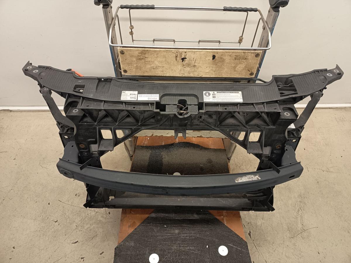 Seat Ibiza 6J Kombi orig Schlosstr&auml;ger Frontverkleidung 1.2l 55kW Benzin Bj 2011