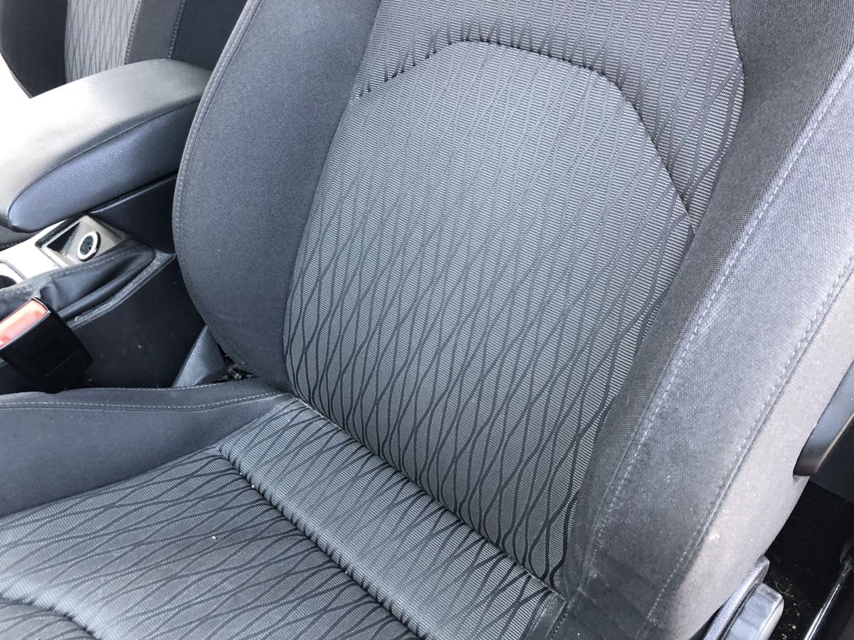 Seat Leon 5F Sitz vorn links Fahrersitz nur f&uuml;r 3 t&uuml;rer Heizung Stoffsitz