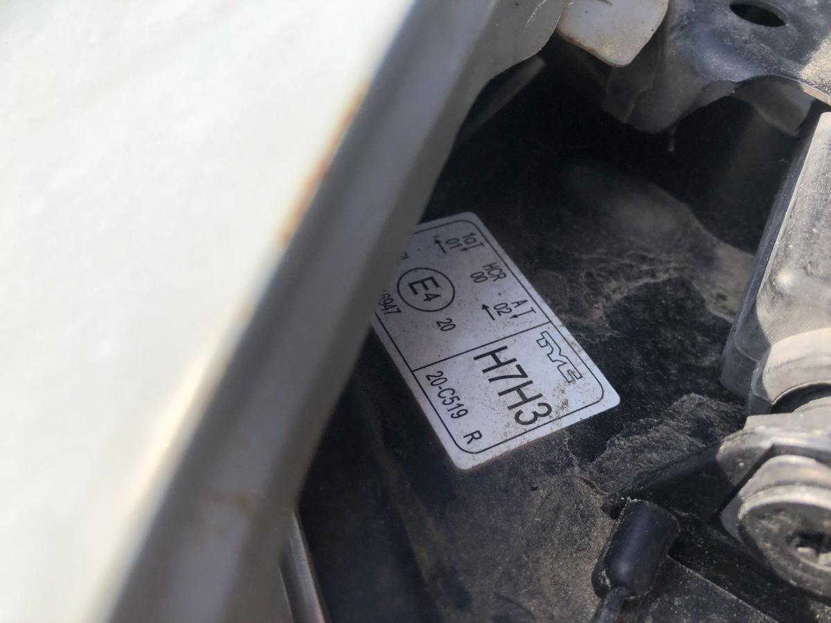 Skoda Superb 2 Typ 3T Scheinwerfer vorn rechts Frontscheinwerfer Halogen TYC