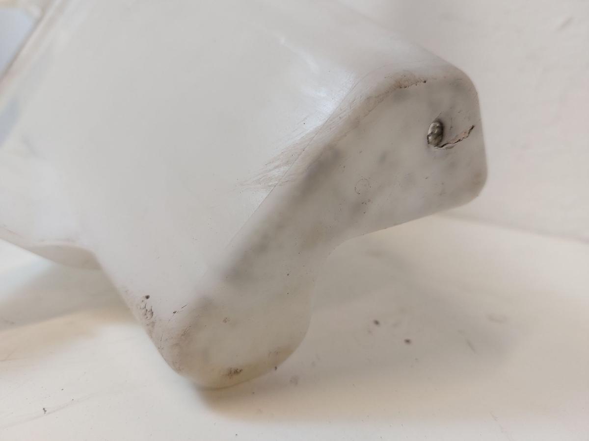 Nissan Micra K14 Waschbeh&auml;lter Wischwasserbeh&auml;lter 2.5 Liter Wischwassertank