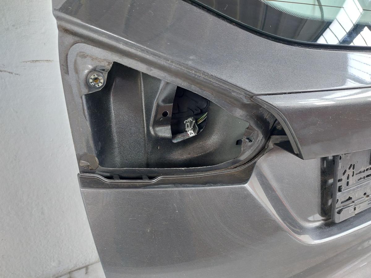 Ford Focus DYB CEW Turnier Heckklappe mit Heckscheibe Kombi Magnetic Grau