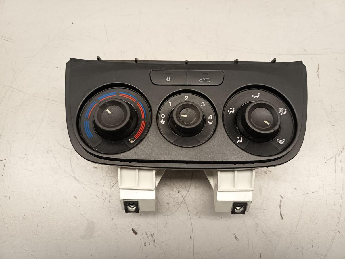 Opel Combo D original Heizungsbet&auml;tigung manuelle Klima Baujahr 2012
